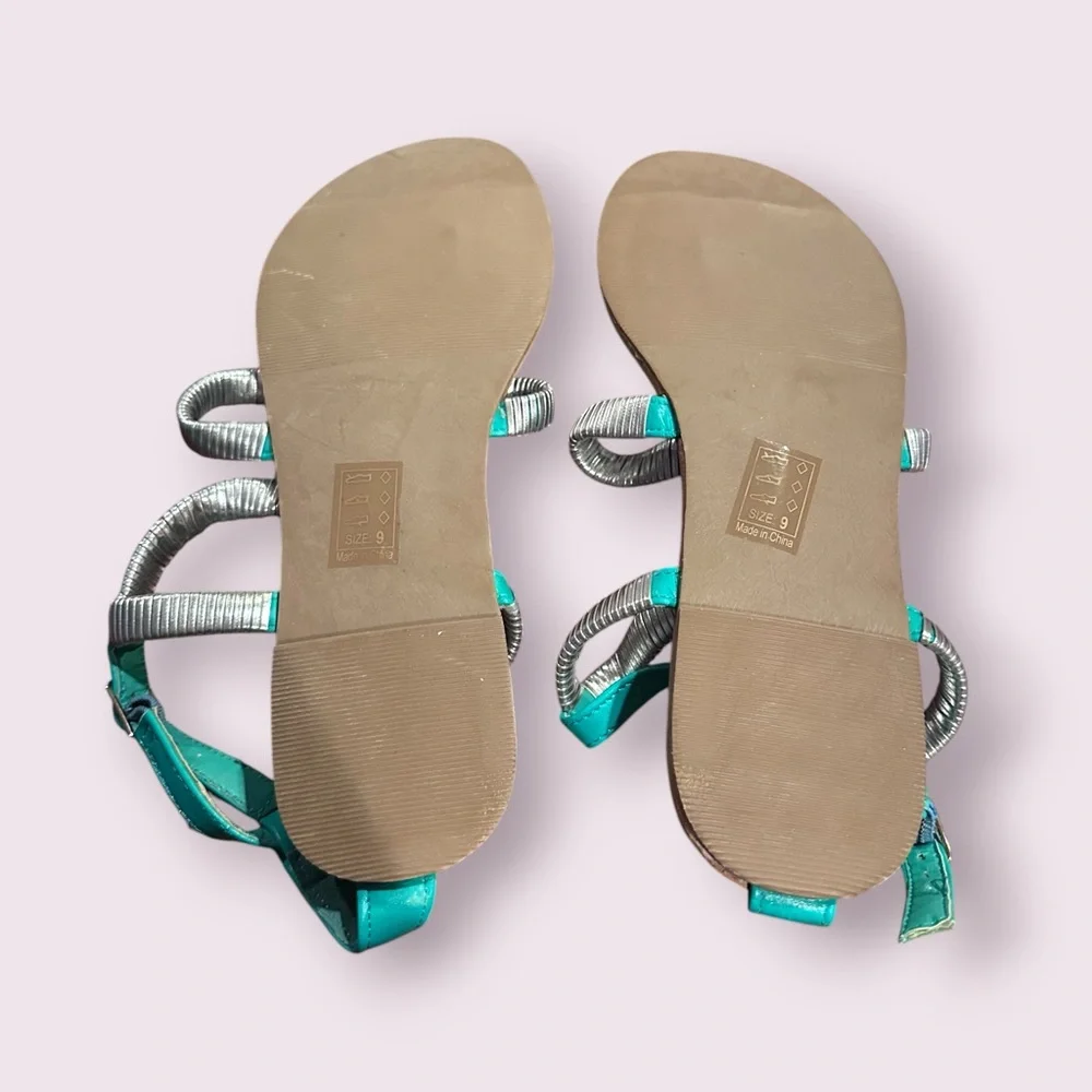 Women’s Promise Teal and Silver Metallic Strappy Toe-Loop Sandals Size 9 - Picture 8 of 9